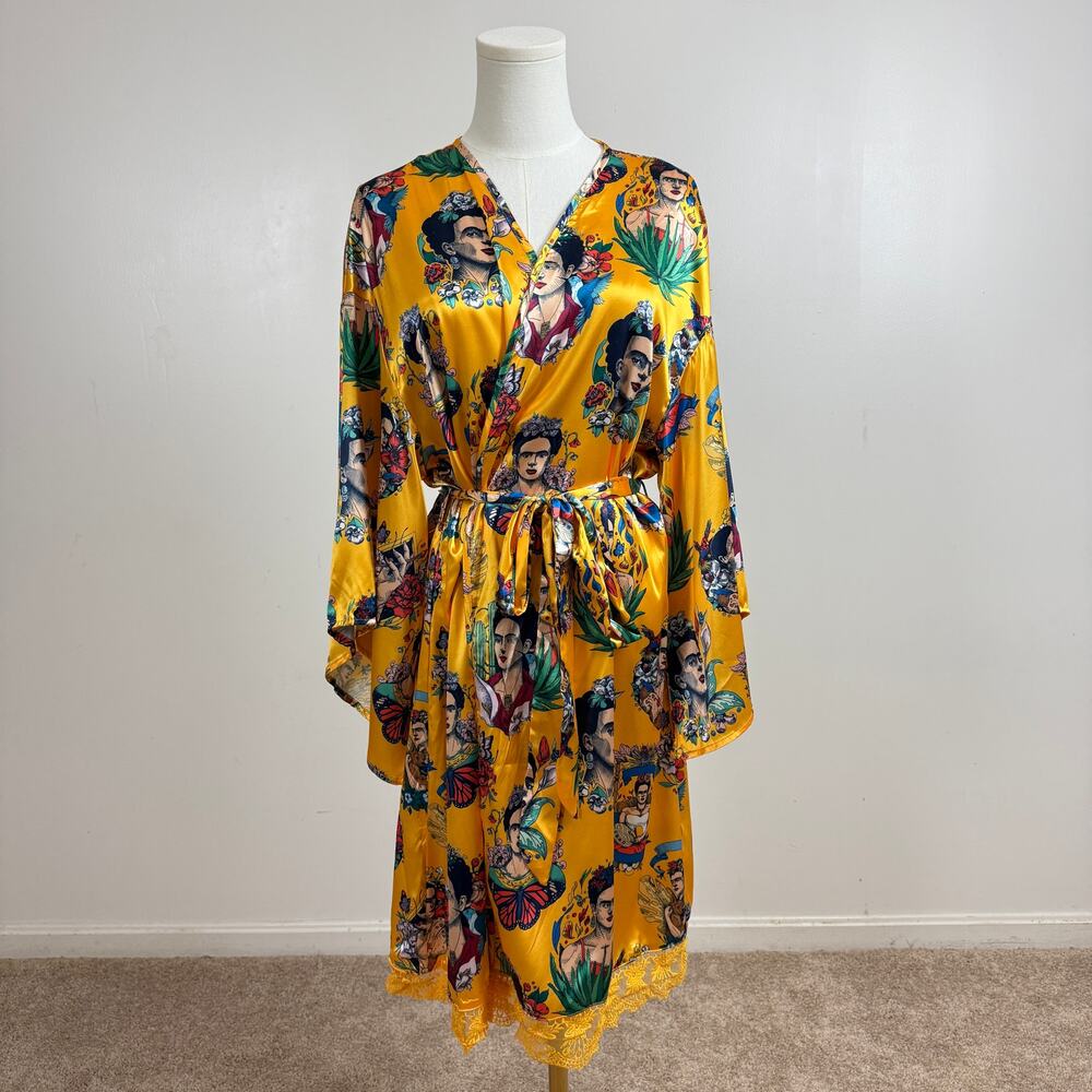 NWT Frida Kahlo portrait print kimono Viberant Yellow Plus Size 1XL robe